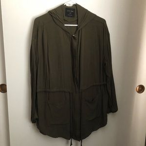 MILITARY GREEN JACKET